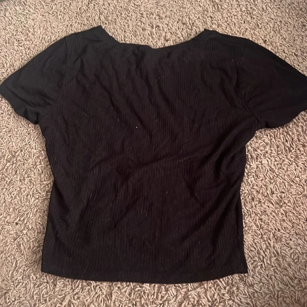 black basic black top - Picture 2 of 3
